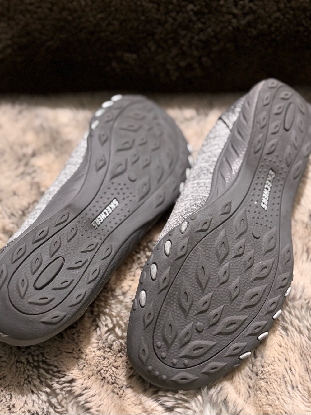 Woman’s Skechers - Picture 2 of 8
